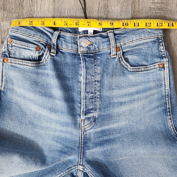 New!Re/Done 90s High Rise Loose Jean - Picture 13 of 16